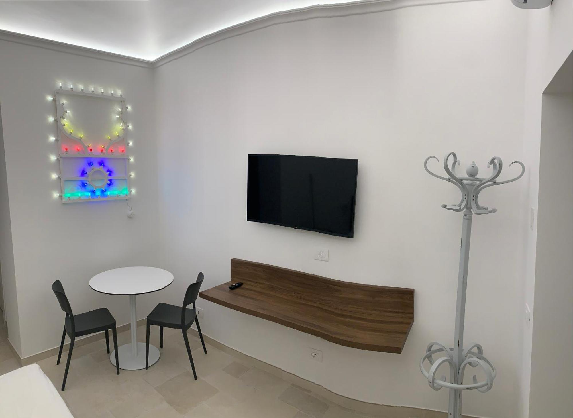 Civico 38 - Le Tre Chiavi Hotell Bari Exteriör bild