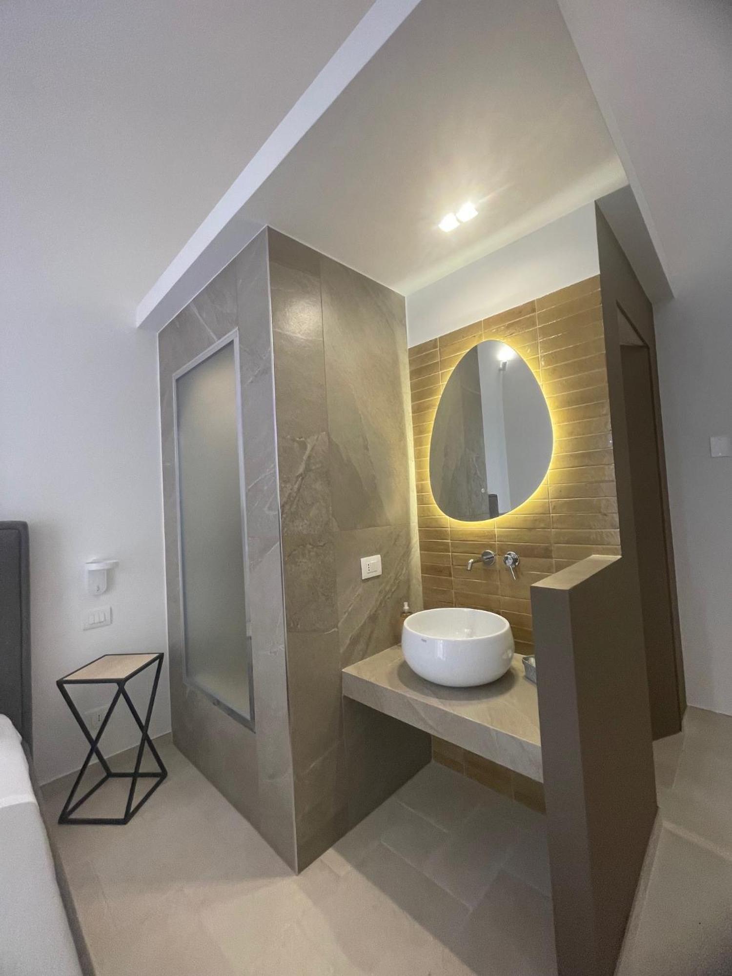 Civico 38 - Le Tre Chiavi Hotell Bari Exteriör bild